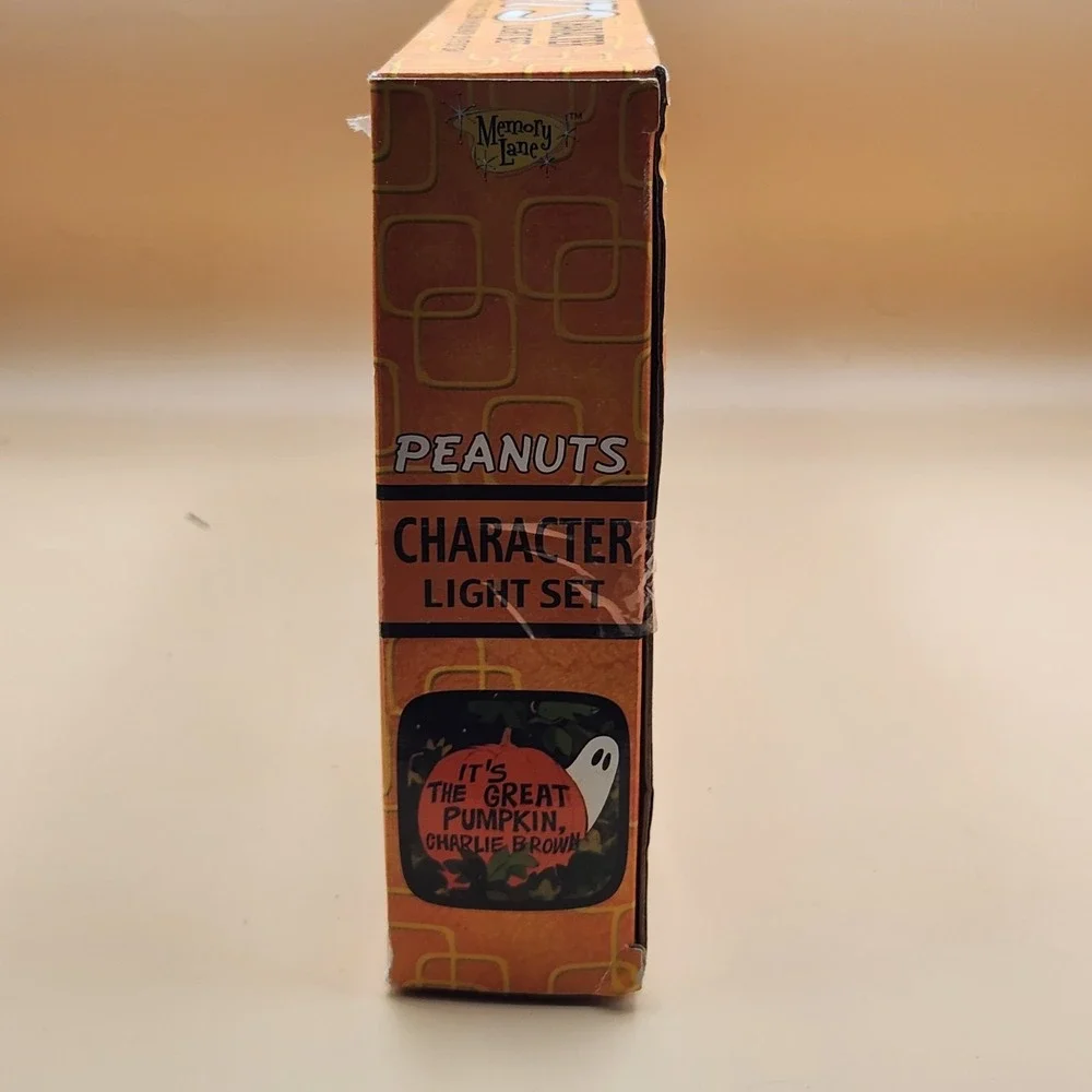 2003 Memory Lane Peanuts Charlie Brown Pumpkin Halloween Character Light Set NOS